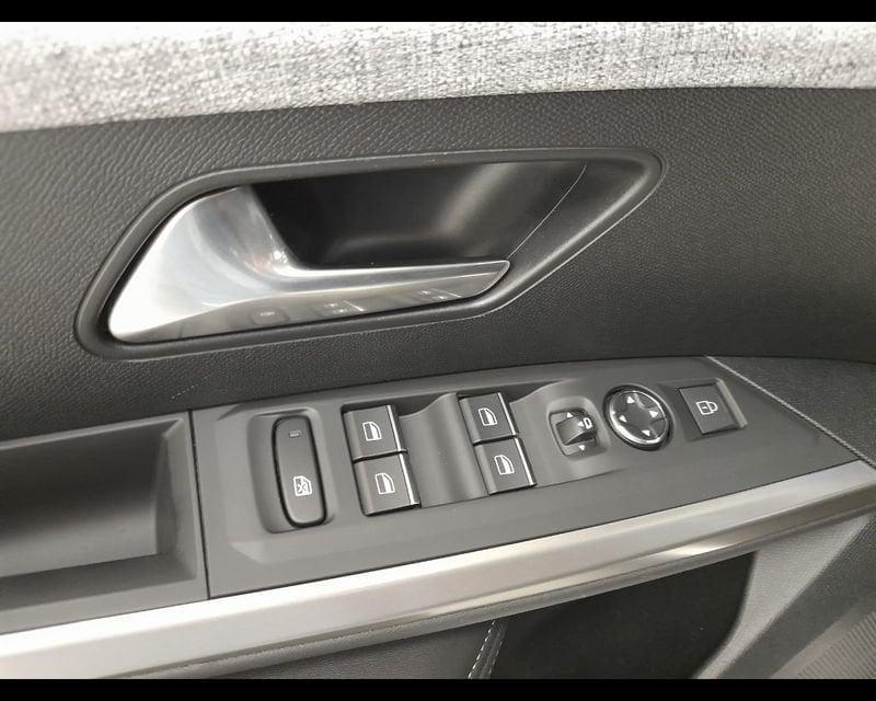 Peugeot 5008 III 2024 1.2 hybrid GT 145cv 7p.ti e-dcs6