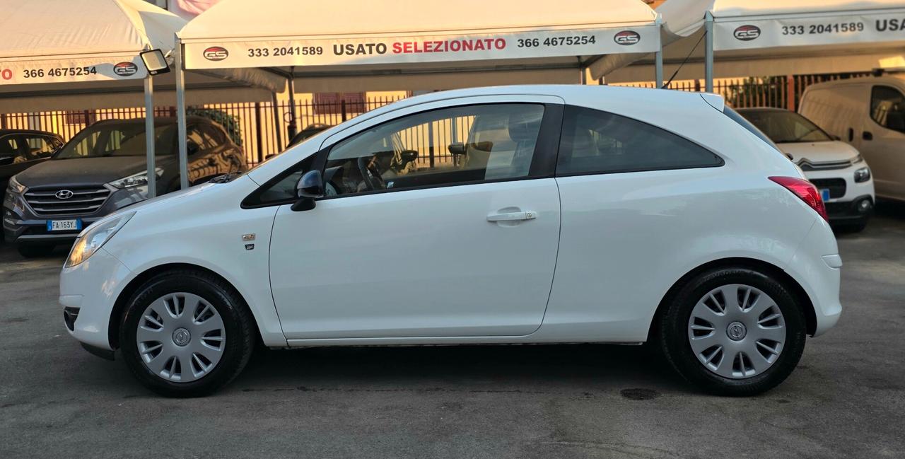 Opel Corsa 1.2 80CV 3 porte GPL-TECH Edition