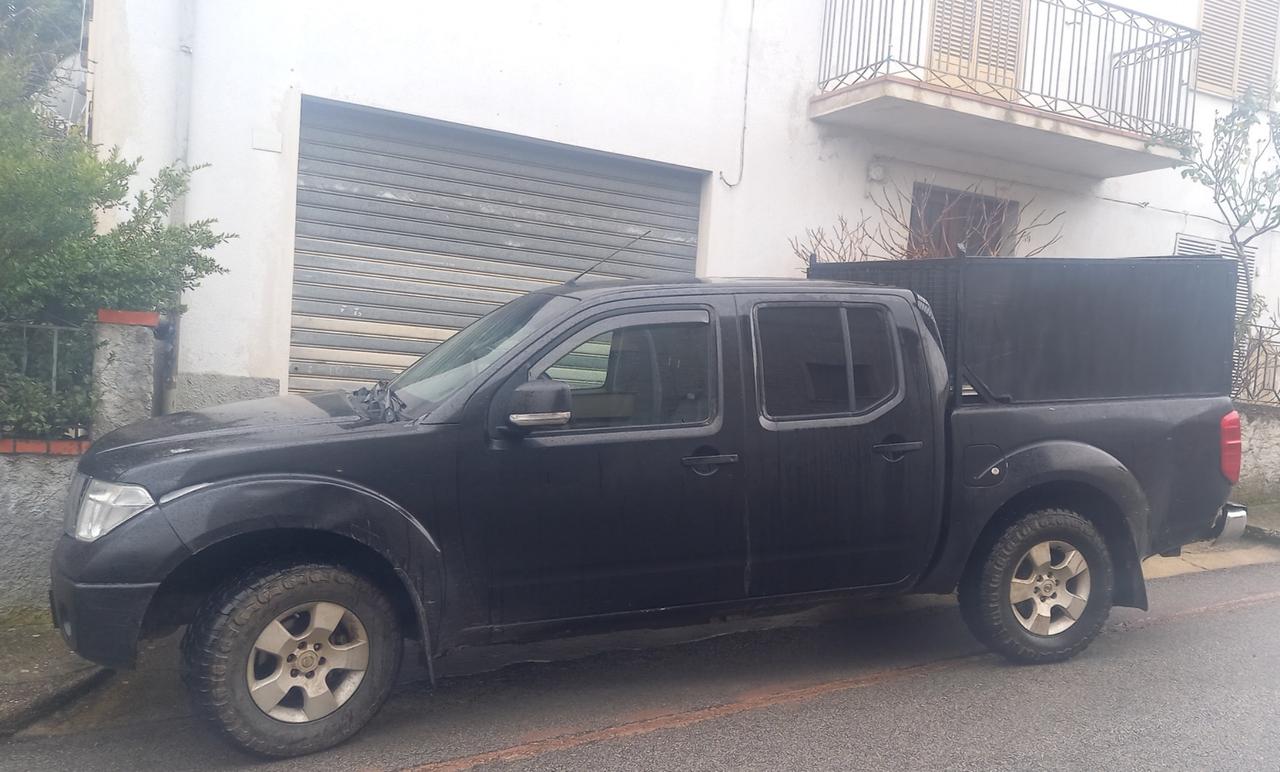 Nissan Navara 2.5 dCi 4 porte Double Cab SE