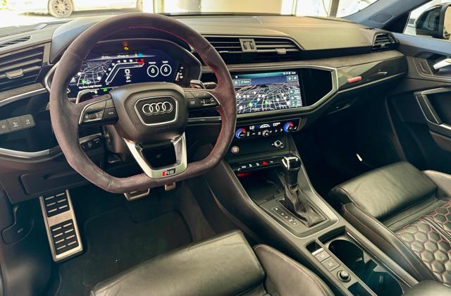 AUDI RS Q3 SPB quattro S tronic