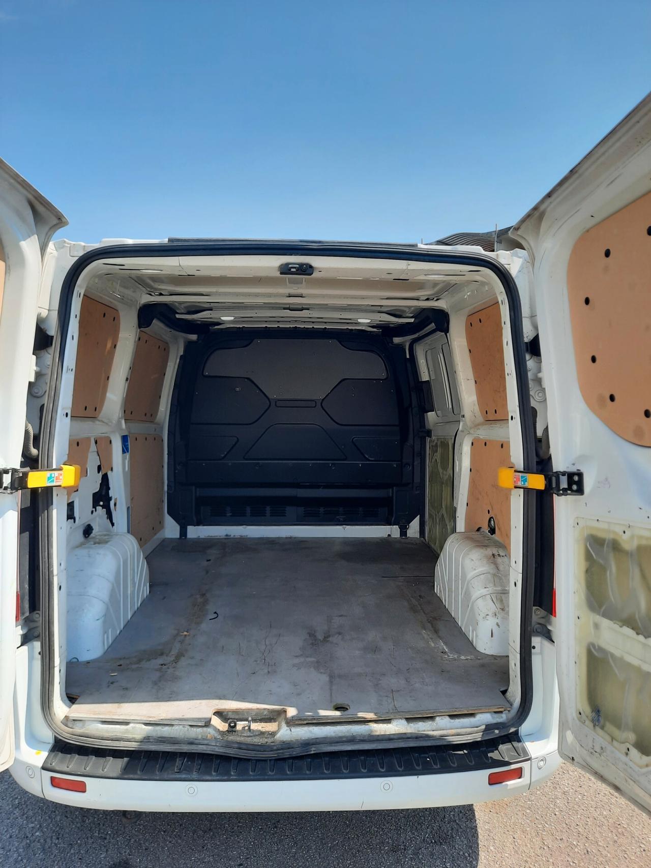 FORD TRANSIT CUSTOM SPORT PR. IVATO