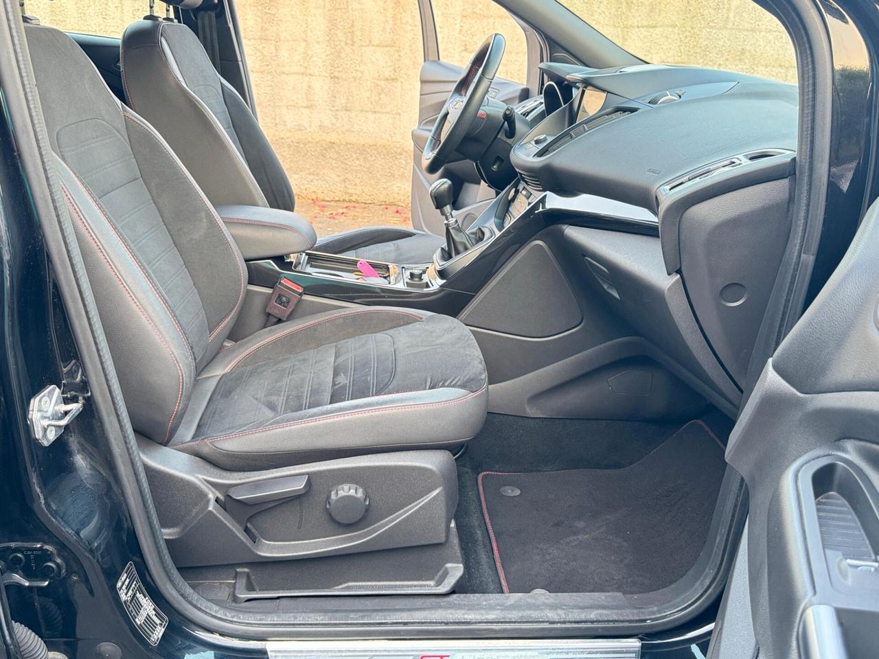 Ford Kuga 1.5 EcoBlue 120 CV 2WD ST-Line X