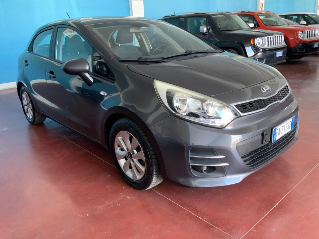 Kia Rio 1.2 CVVT 5p. Cool