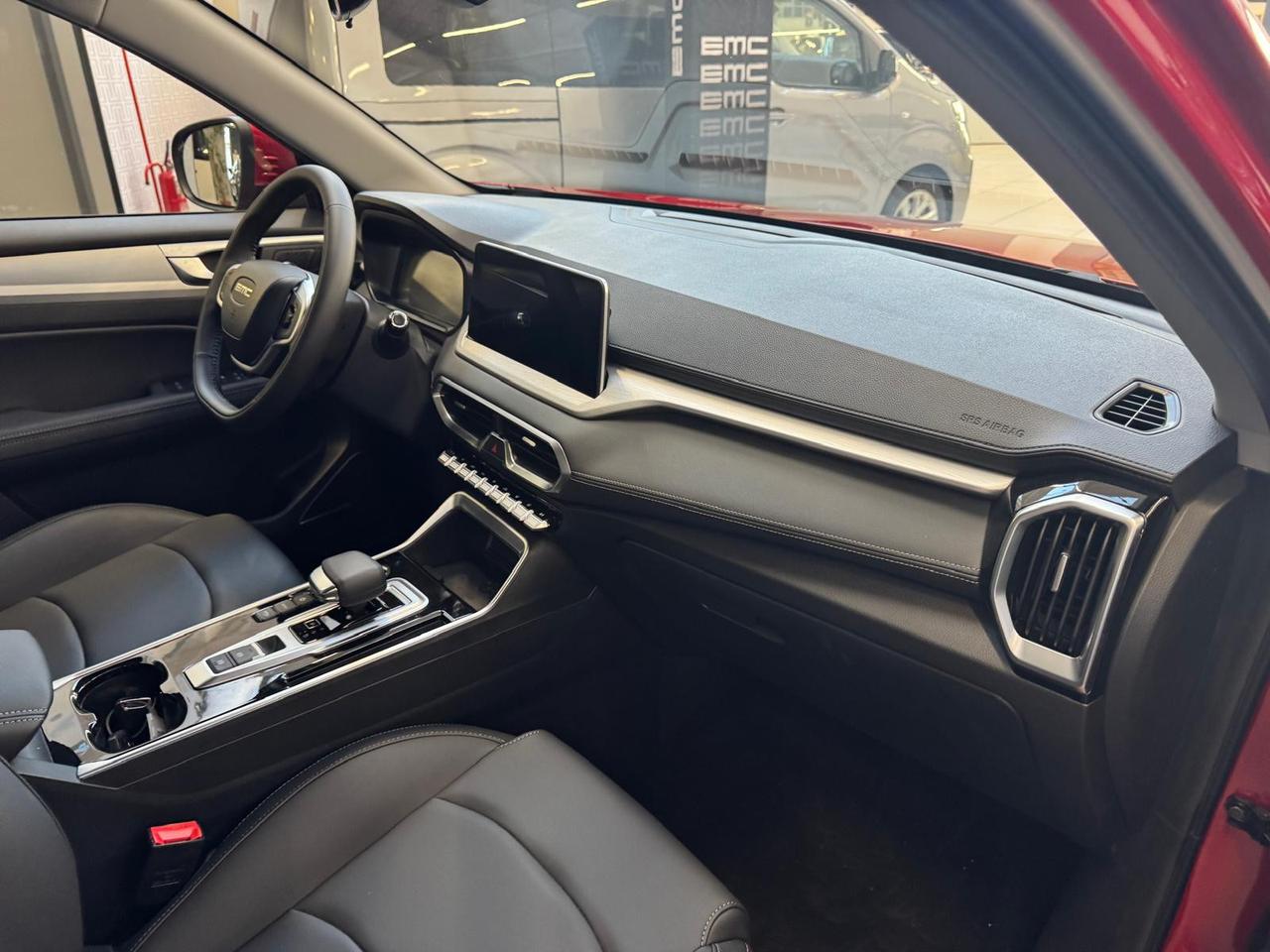 EMC EMC 6 1.5T AT CVT