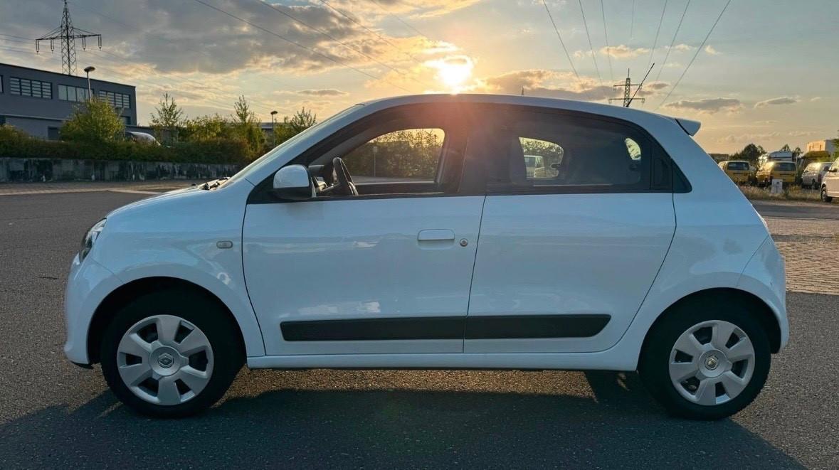 Renault Twingo 1.0 benzina - 112.000 km- anno 2016 - unico proprietario