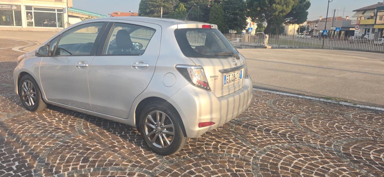 Toyota Yaris 1.4 D-4D 5 porte Lounge