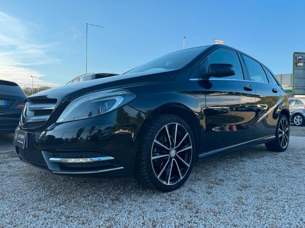 MERCEDES - Classe B - 180 CDI Premium - NEOPATENTATI - FINANZIABILE - PERMUTE