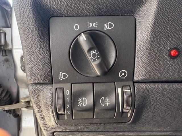 OPEL Corsa 1.2i 16V cat 5 porte Enjoy PRIMO PREZZO