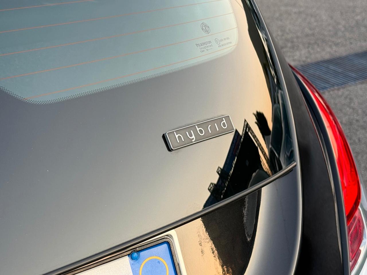 Lancia Ypsilon 1.0 FireFly S&S Hybrid Gold