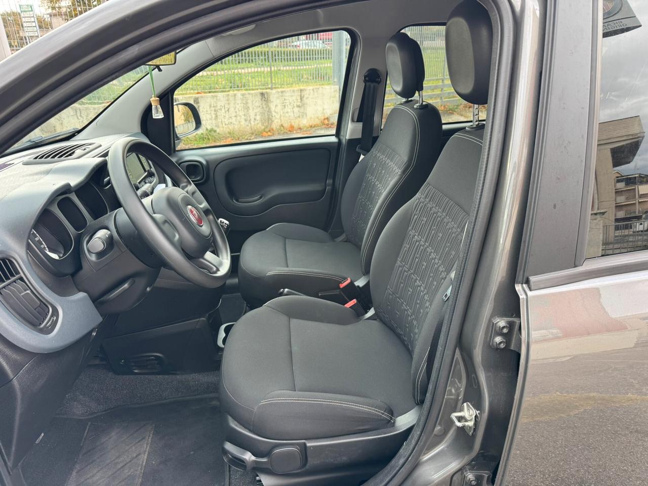 Panda 1.0 GPL Hybrid City Life 19.000 KM