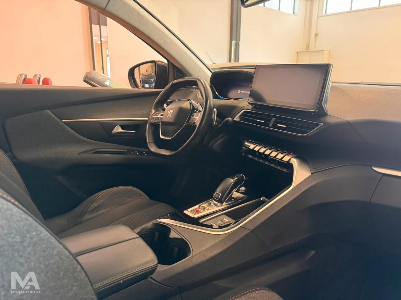 Peugeot 3008 1.5 BlueHDi 130cv Business 2020
