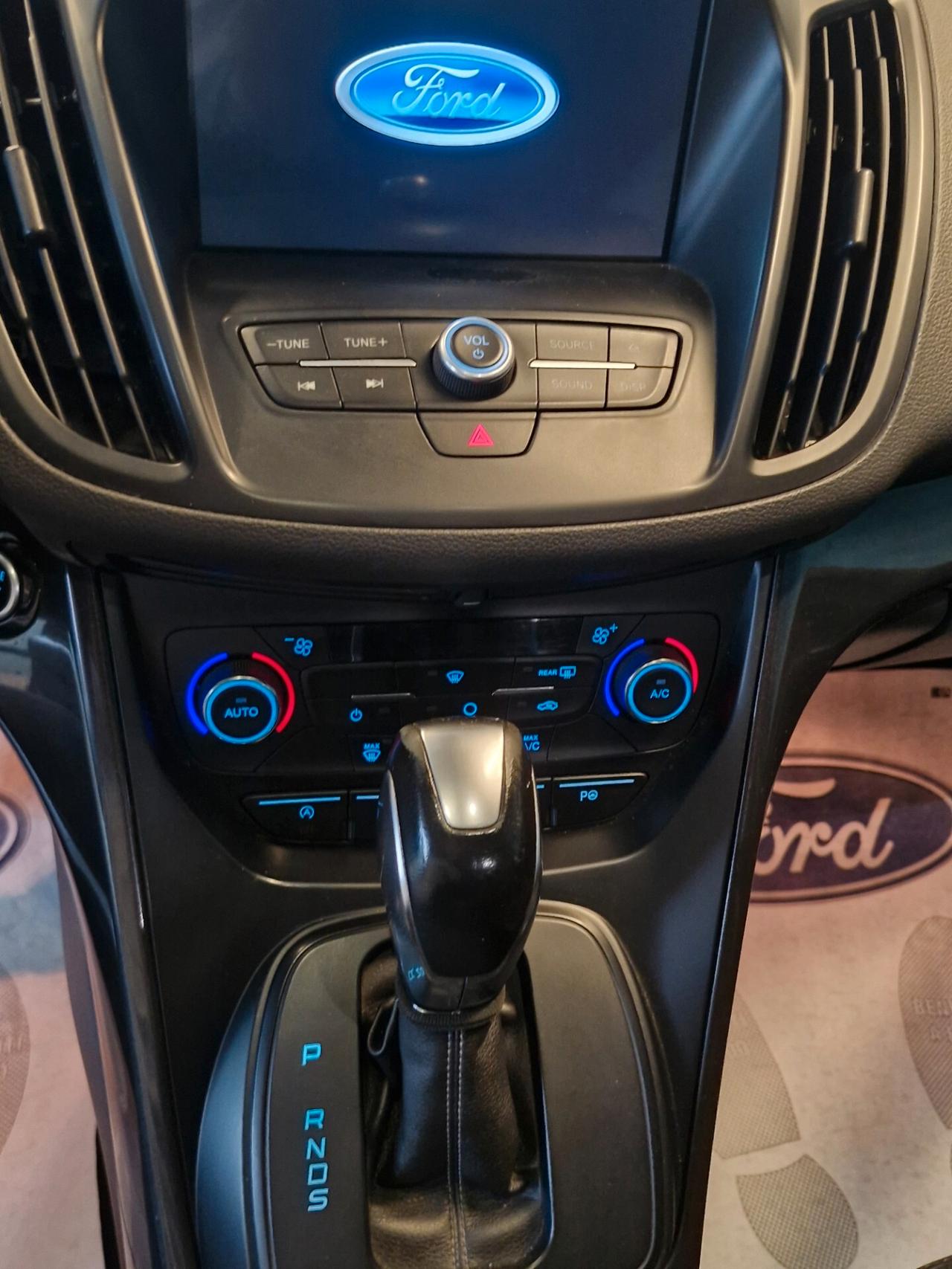Ford Kuga 2.0 TDCI 150 CV S&S 4WD Powershift ST-Line