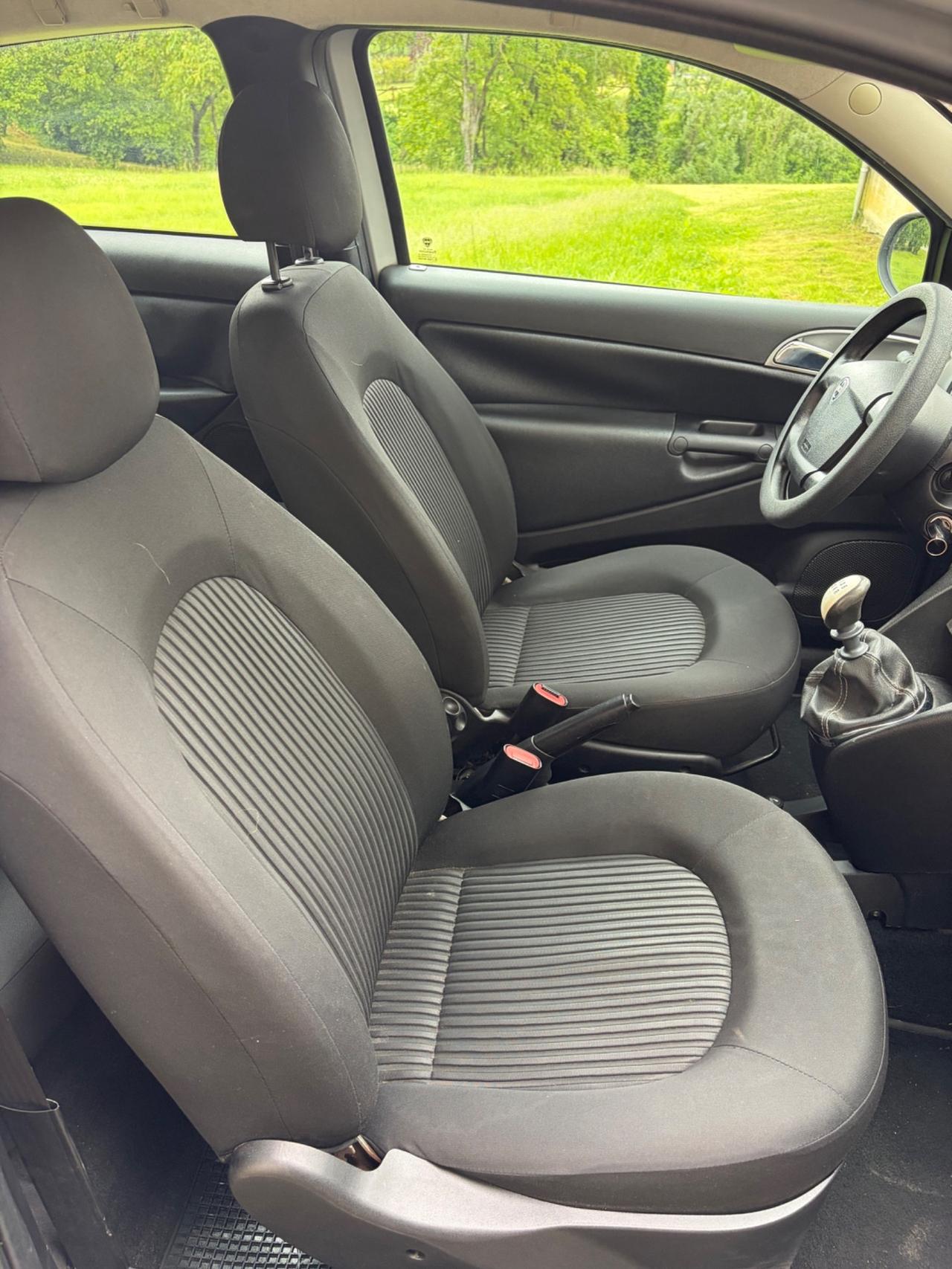 Lancia Ypsilon 1.2 BENZINA 2011