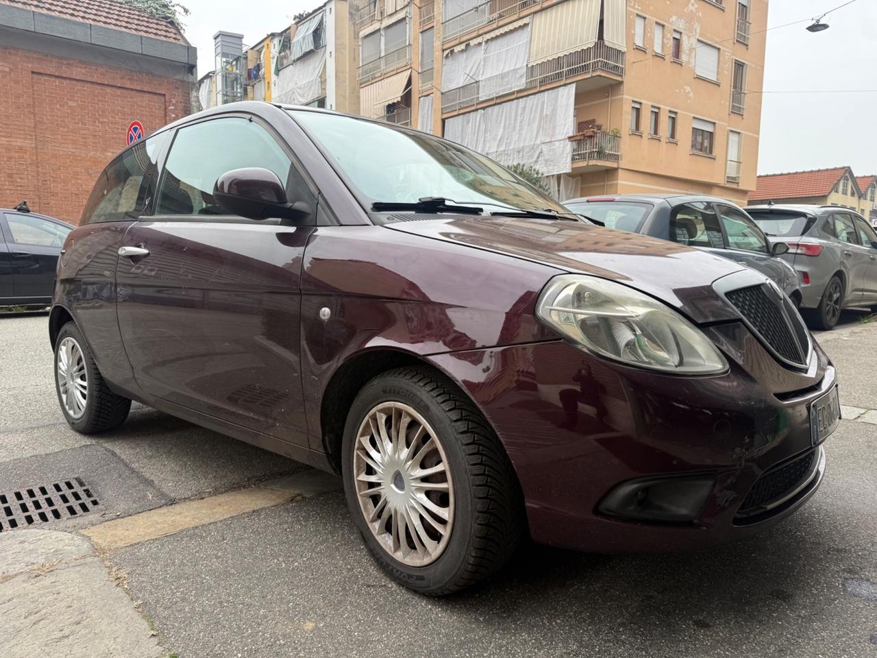 Lancia Ypsilon 1.2 New Oro