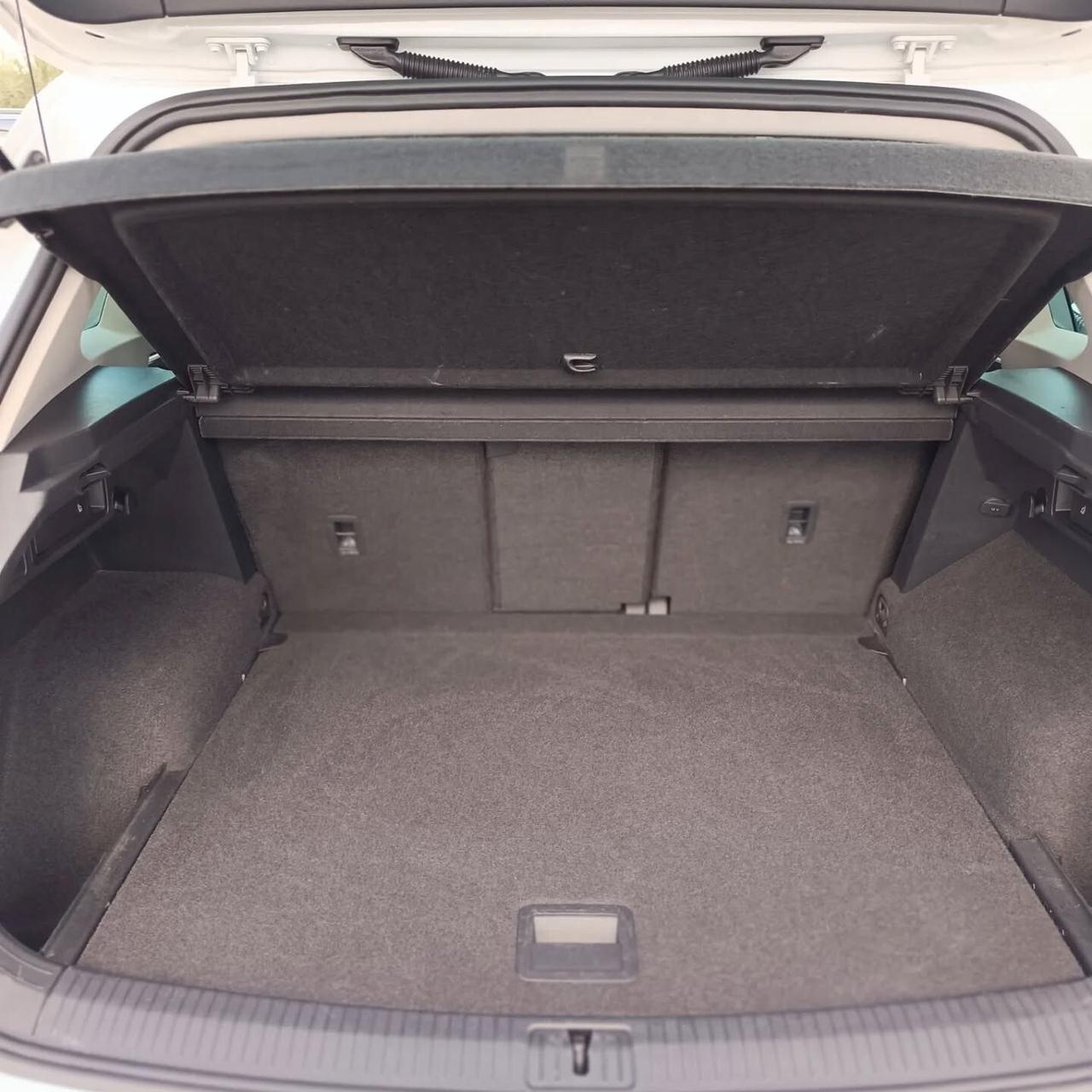 Volkswagen Tiguan 2.0 TDI RLINE UNICPROPRIET