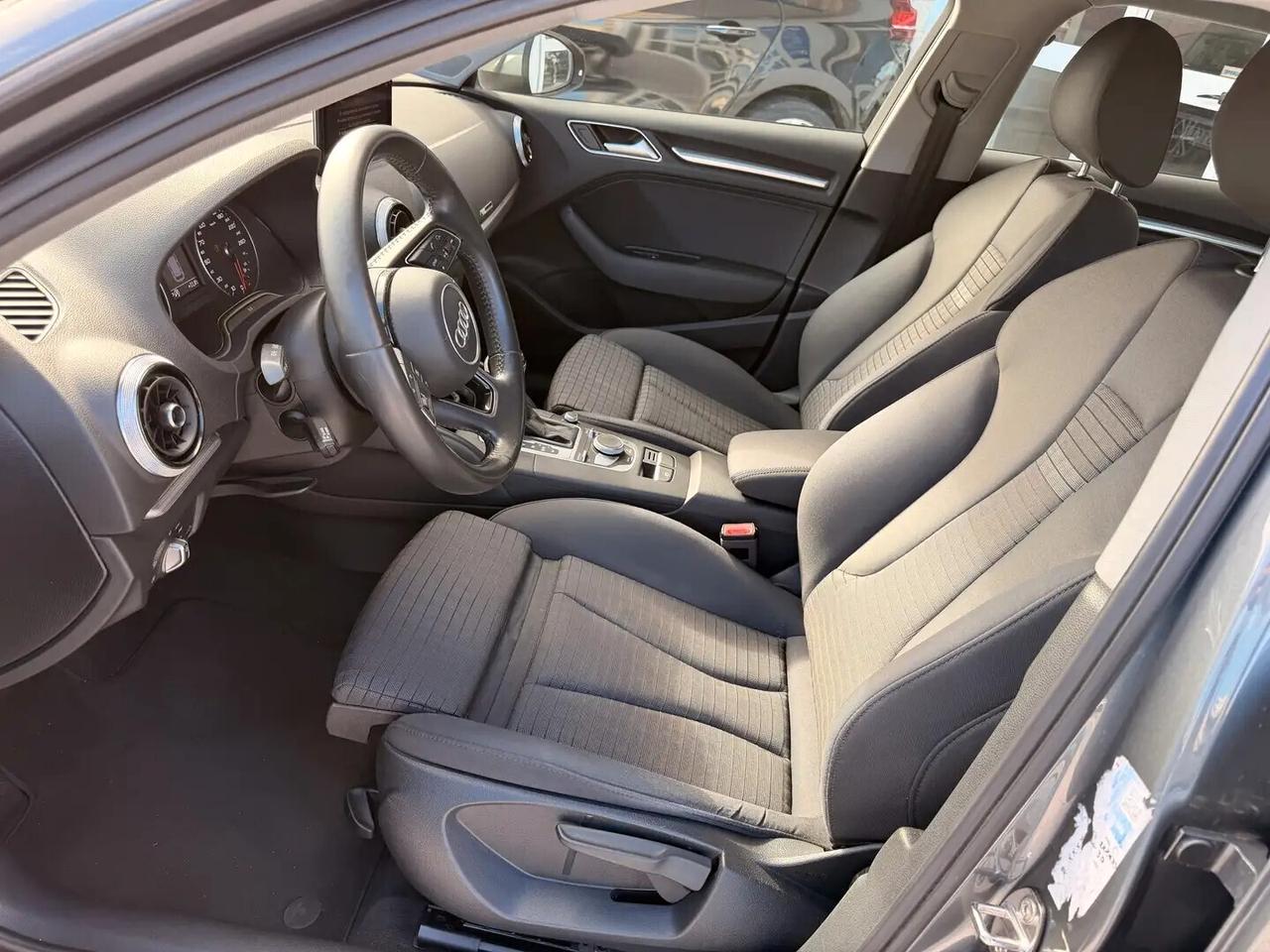 Audi A3 SPB 30 TDI S tronic Business