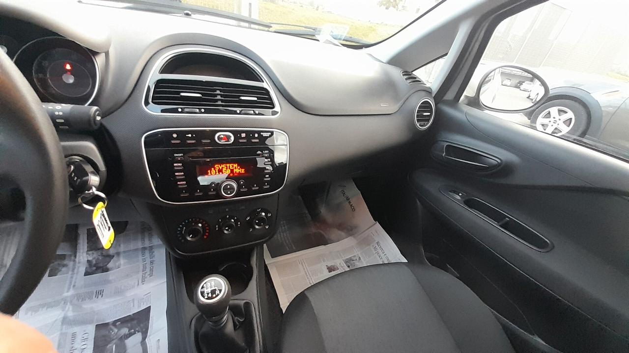 Fiat Punto 1.4 8V 5 porte Easypower Street