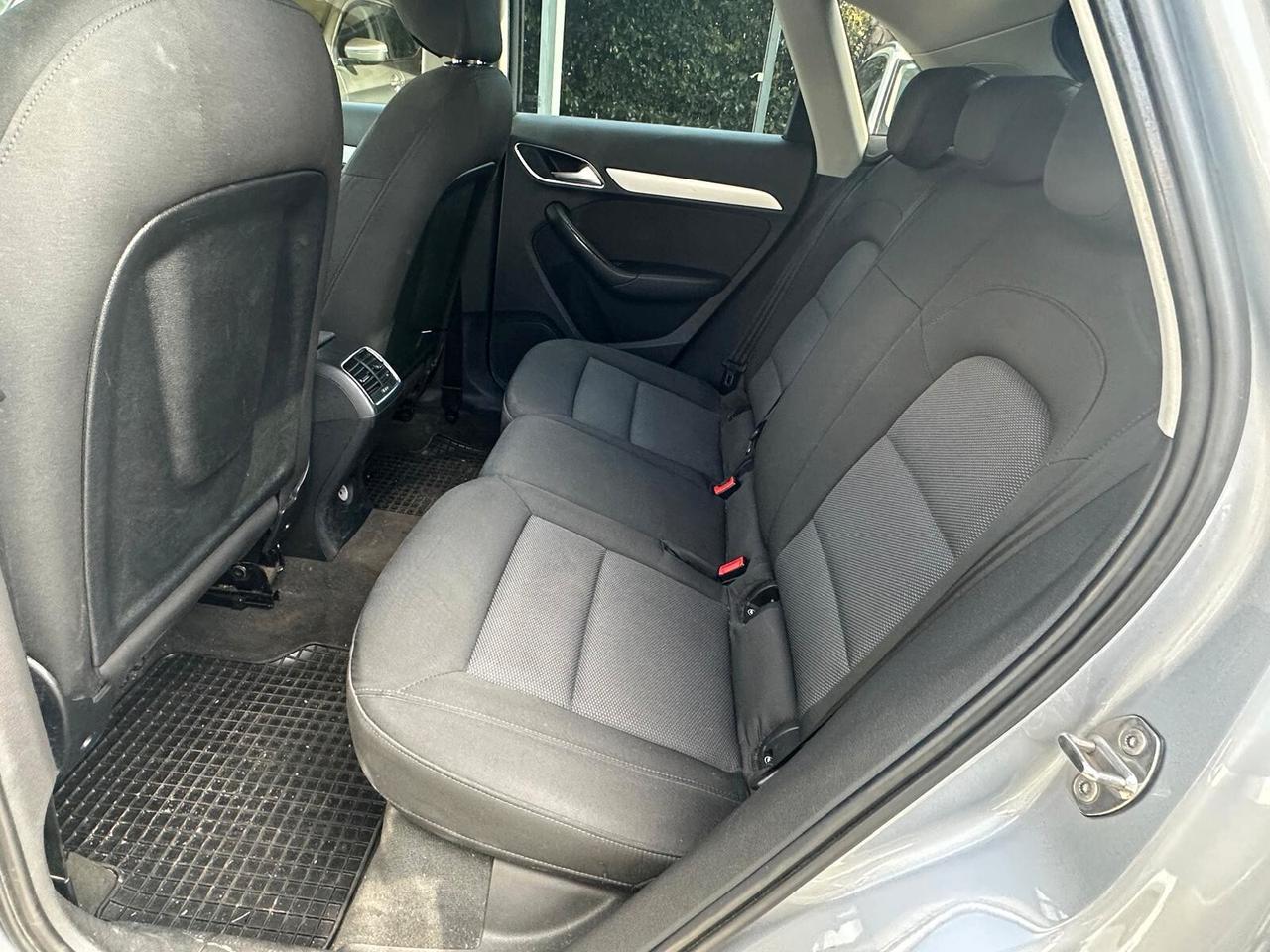 Audi Q3 2.0 TDI 150 CV QUATTRO S tronic FARI LED-NAVIG-CERCHIO IN LEGA TOP