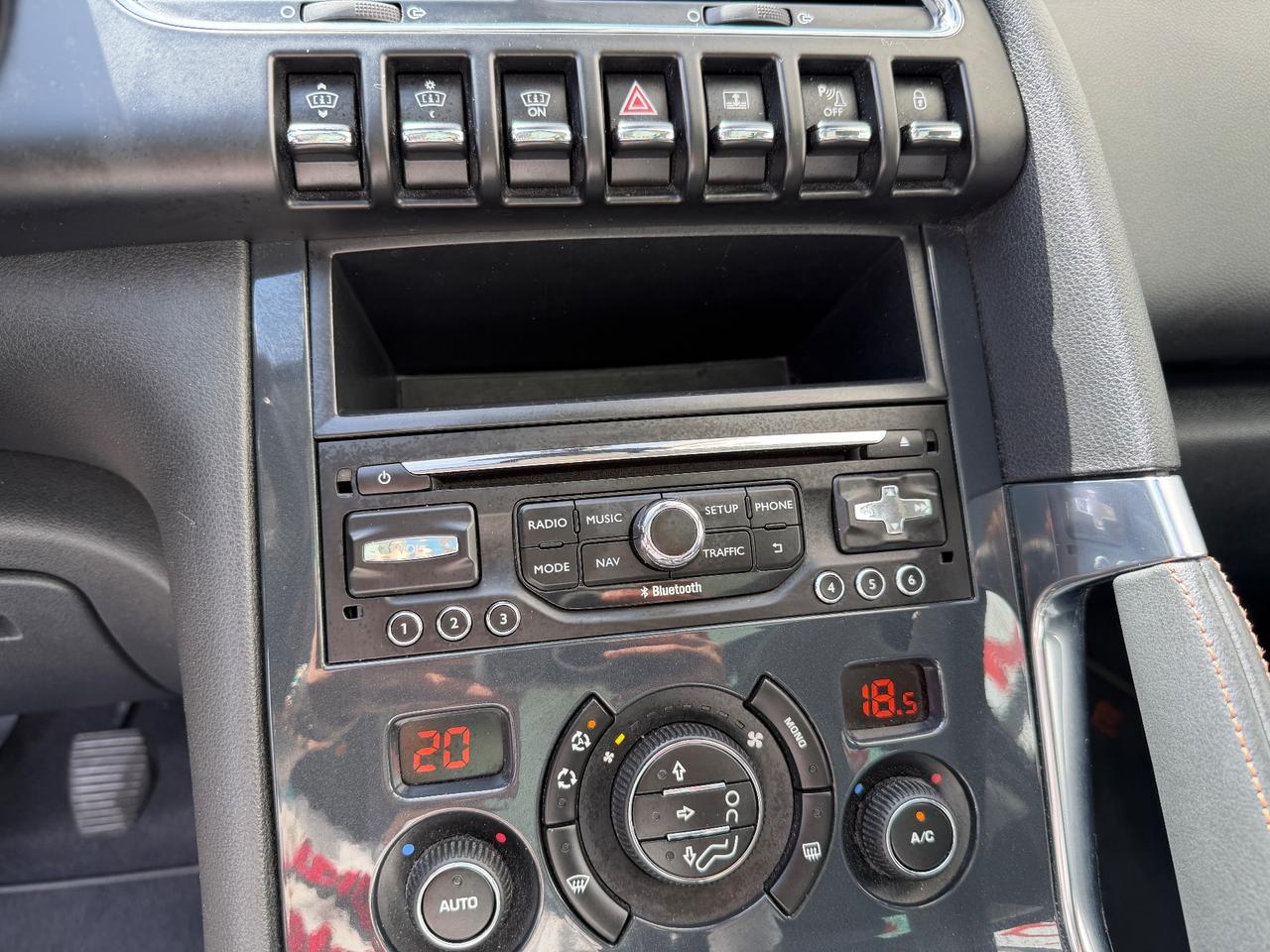 Peugeot 3008 BlueHDi 120 S&S Allure FULL!