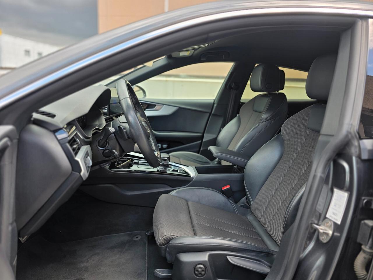 Audi A5 SPB 40 TDI quattro S tronic line edition