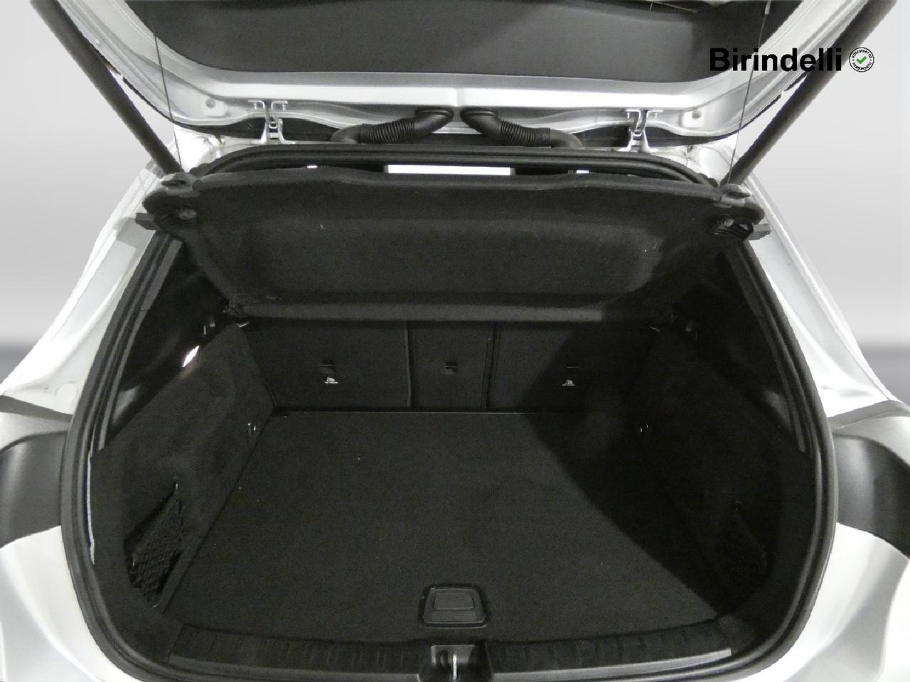 Mercedes-Benz GLA (H247) - GLA 200 d Automatic Premium