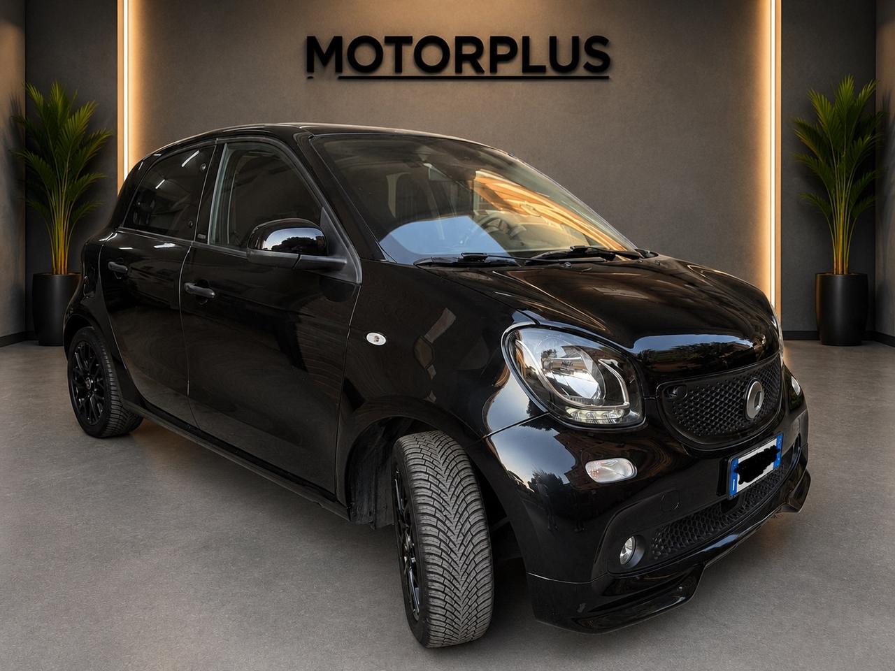 Smart ForFour *Superpassion*automatica*