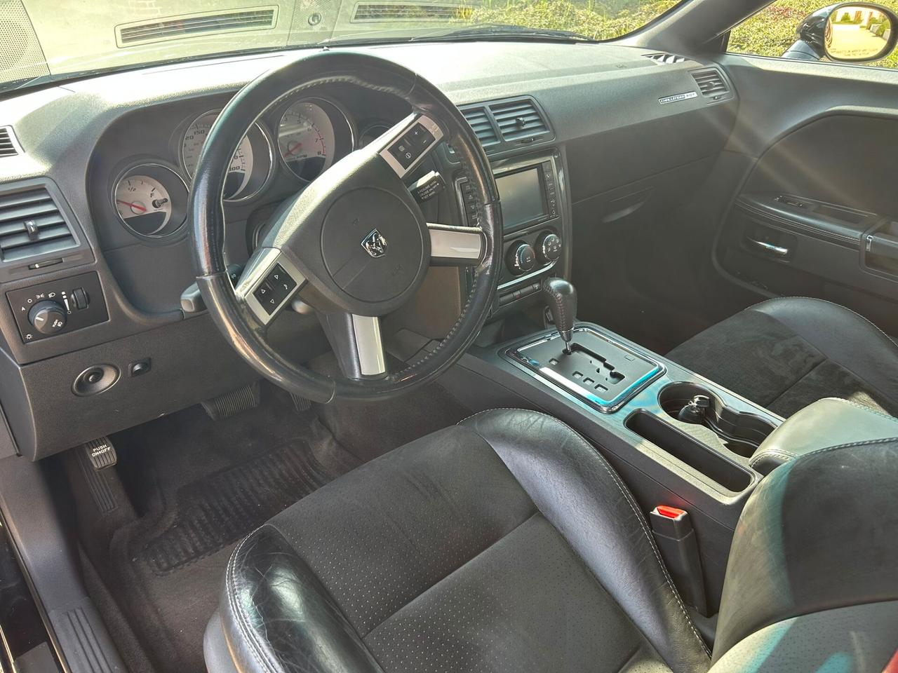 Dodge Challenger SRT-8 2009