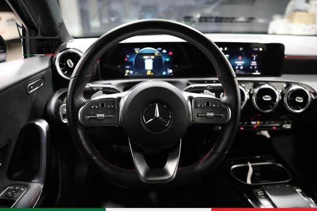 Mercedes-Benz A 200 Premium Night edition auto