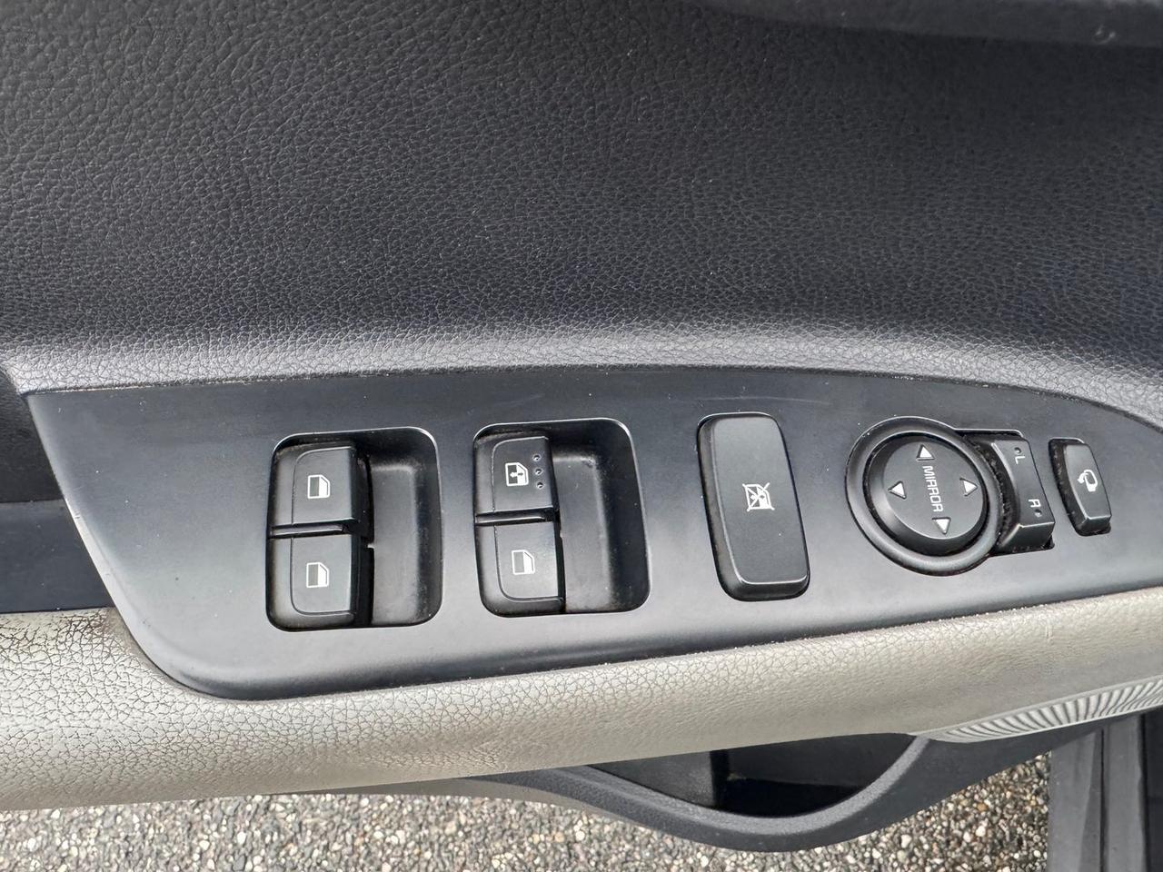 Kia Stonic 1.6 CRDi Style *12 Mesi di garanz #8397