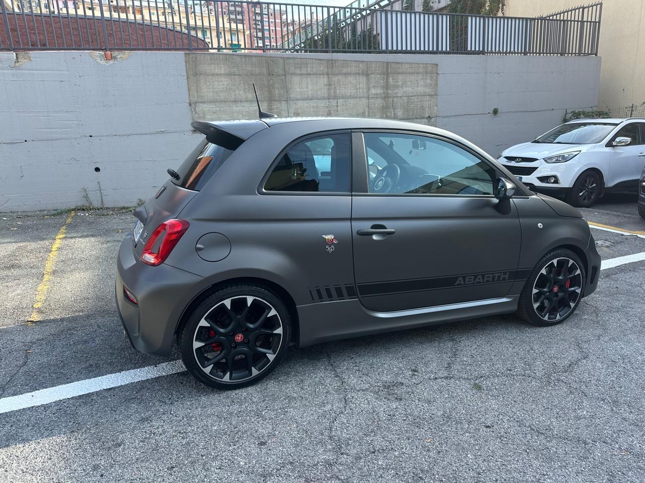 Abarth 595 C 1.4 Turbo T-Jet 180 CV Competizione