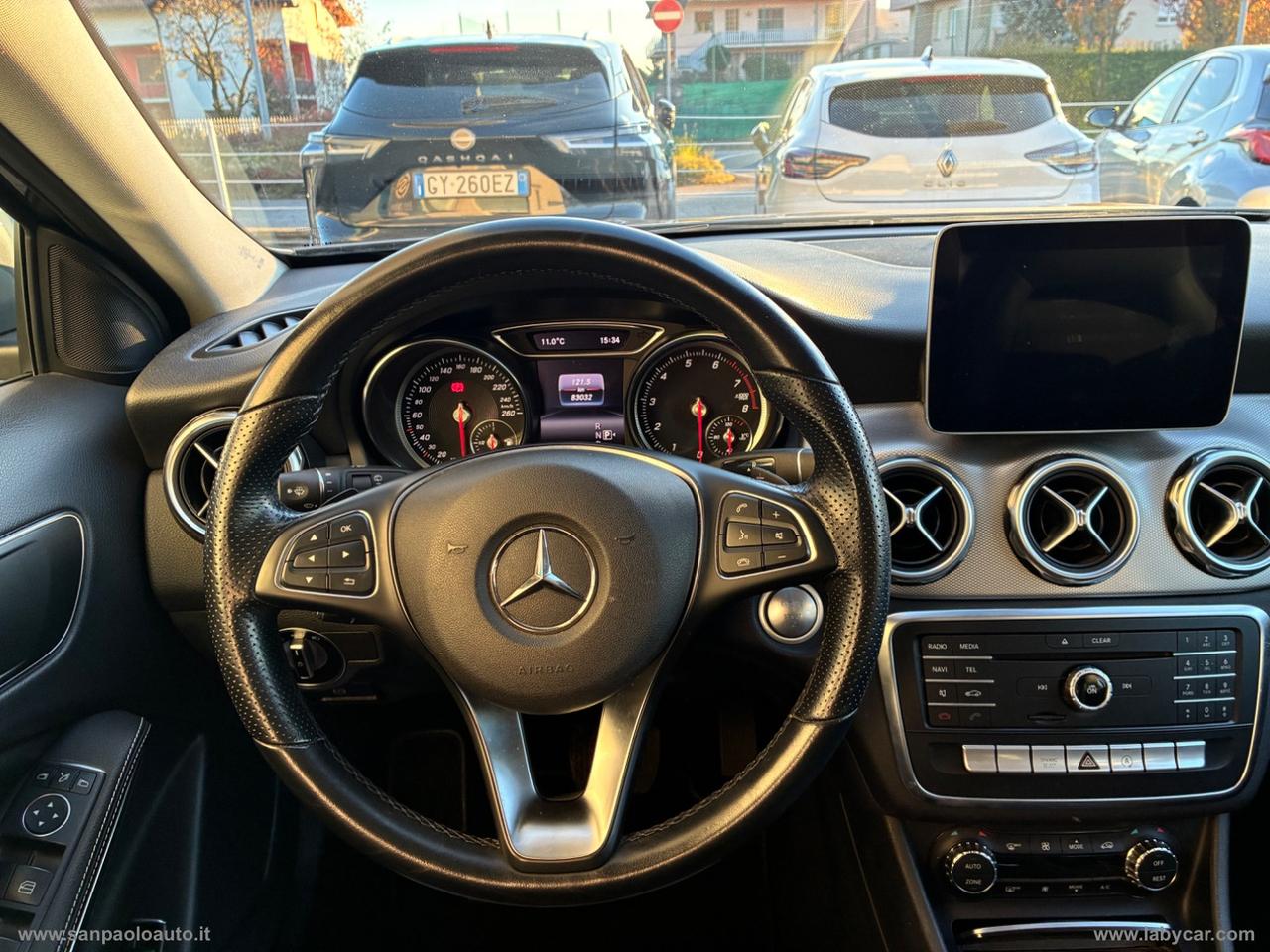 MERCEDES-BENZ GLA 220 Automatic 4Matic Sport