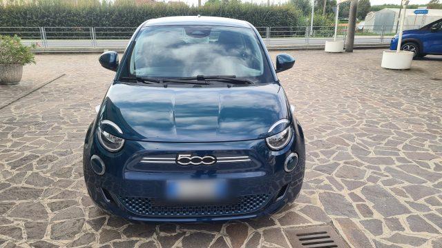 FIAT 500 Icon Berlina 42 kWh anche per NEOPATENTATI