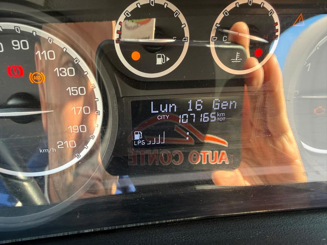 Lancia Ypsilon 1.2 69 CV 5 porte GPL Ecochic Gold