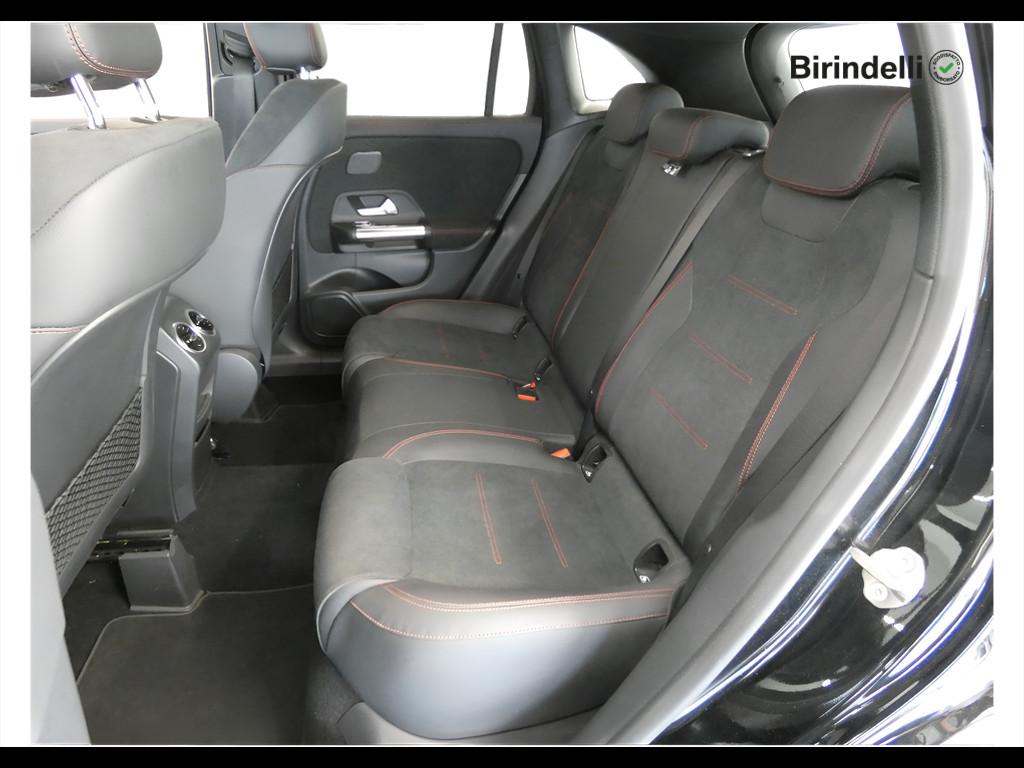 Mercedes-Benz GLA (H247) - GLA 200 d Automatic Premium