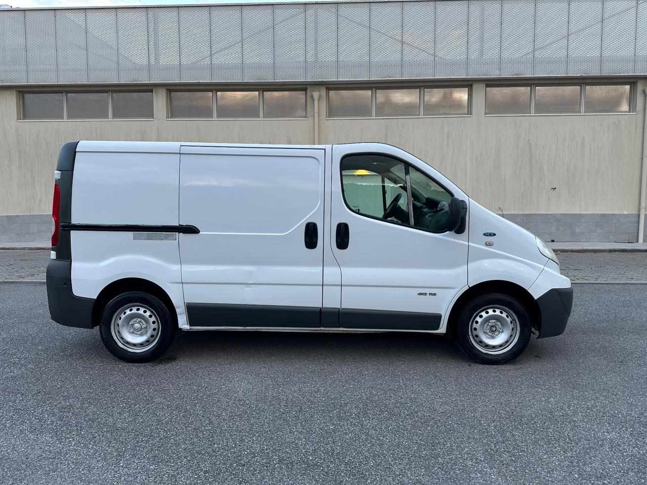 Renault Trafic 2.0 Turbo Diesel