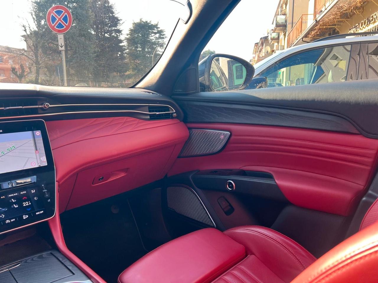 MASERATI GRECALE MHEV 330cv AWD MODENA