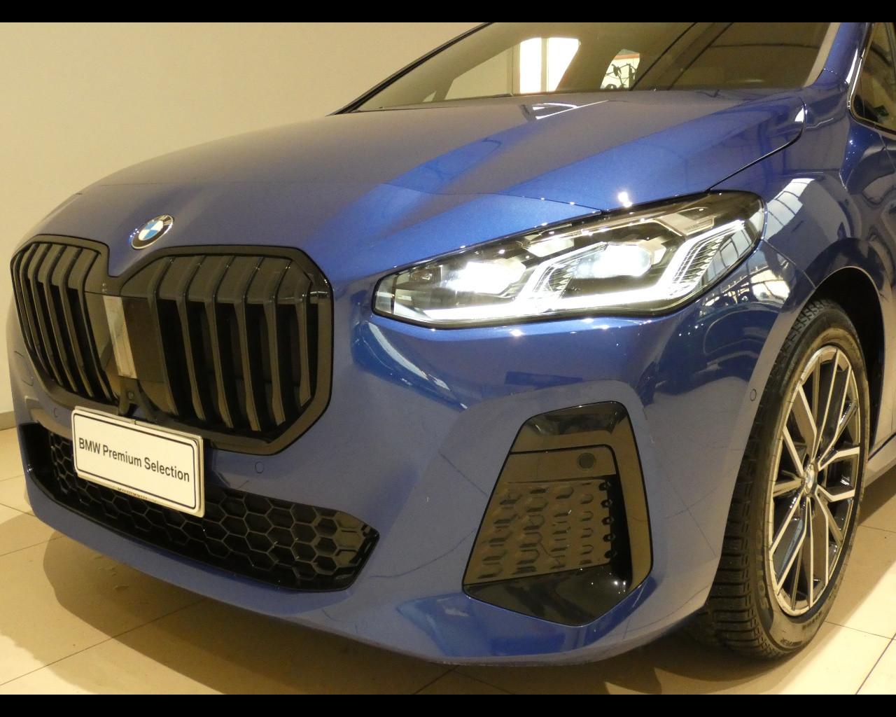 BMW Serie 2 A.T. (U06) - 220i 48V Active Tourer Msport