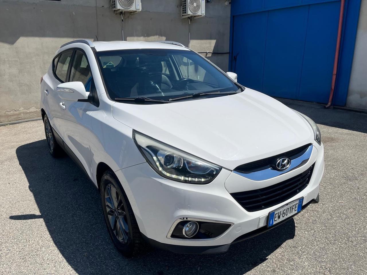Hyundai iX35-1.7 crdi- full-2014
