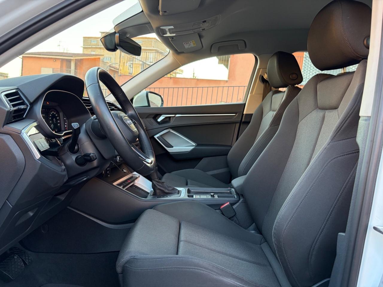 Audi Q3 SPB 35 TDI S tronic line edition unico proprietario!!!
