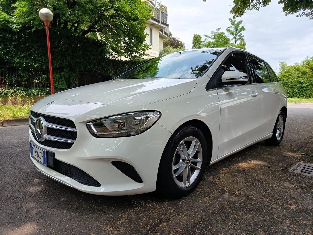 Mercedes-benz B 180 B 180 d Automatic Premium