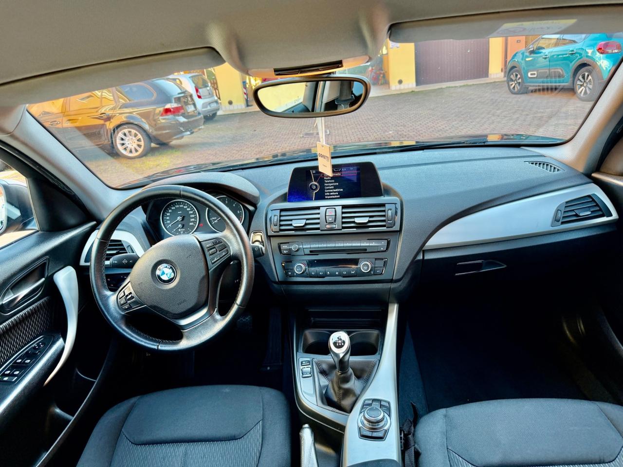 Bmw 116 118d 5p. Urban