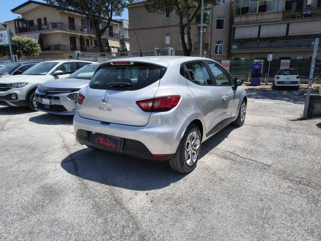 RENAULT Clio 1.2 75CV 5 porte Costume National