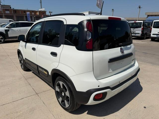 Fiat Panda Cross 1.0 FireFly S&S Hybrid