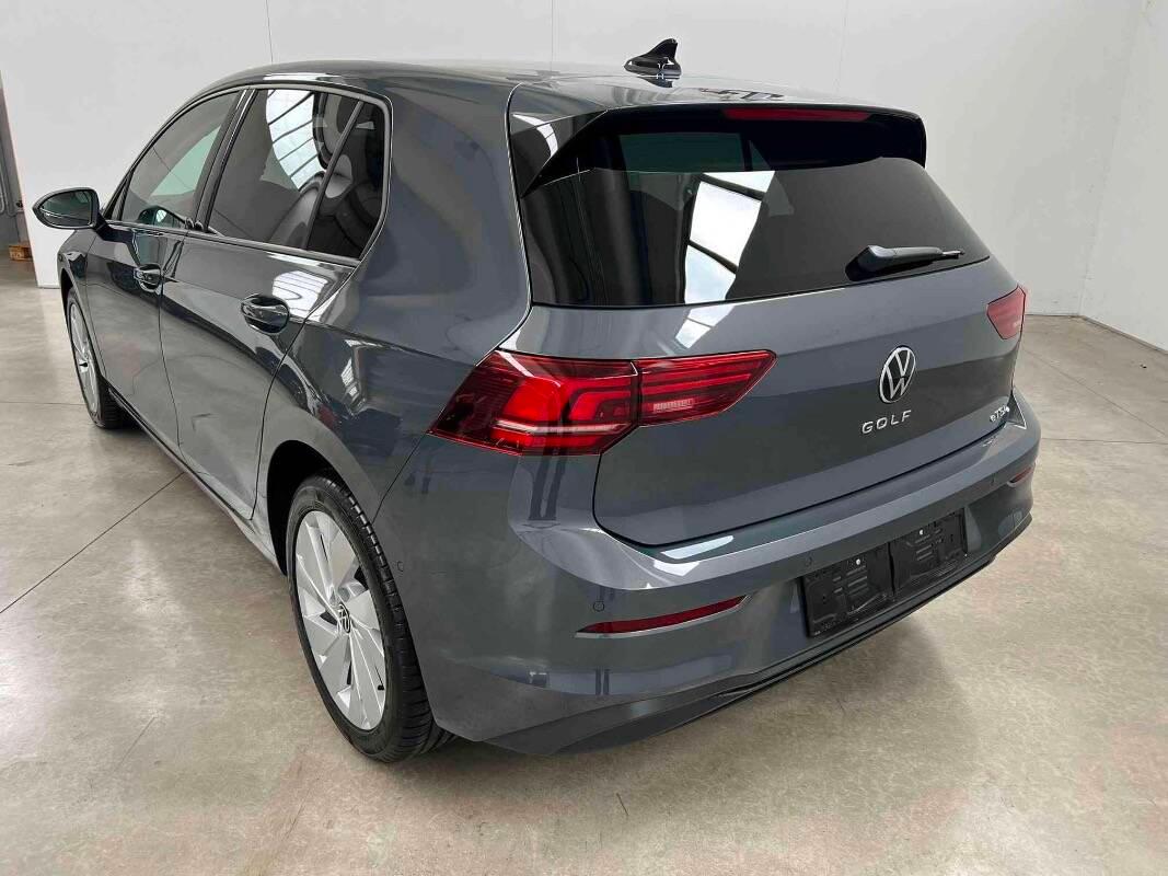 Volkswagen Golf 1.5 etsi Life 115cv dsg