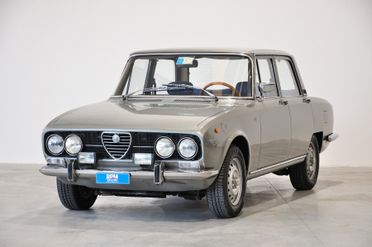 Alfa Romeo 2000 berlina targhe nere ASI CRS