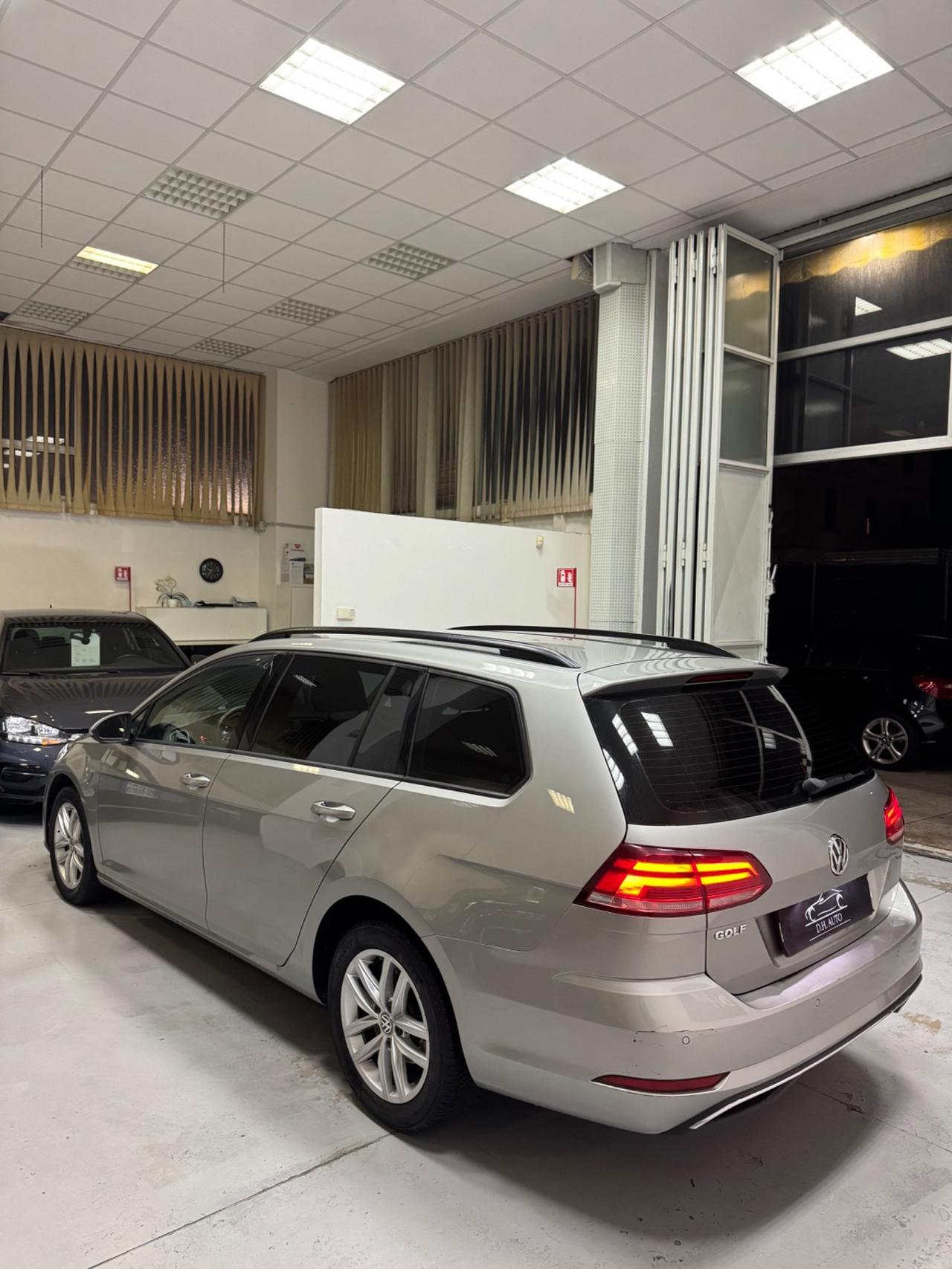 Volkswagen Golf Variant 1.6 TDI 115 CV Highline BlueMotion Technology