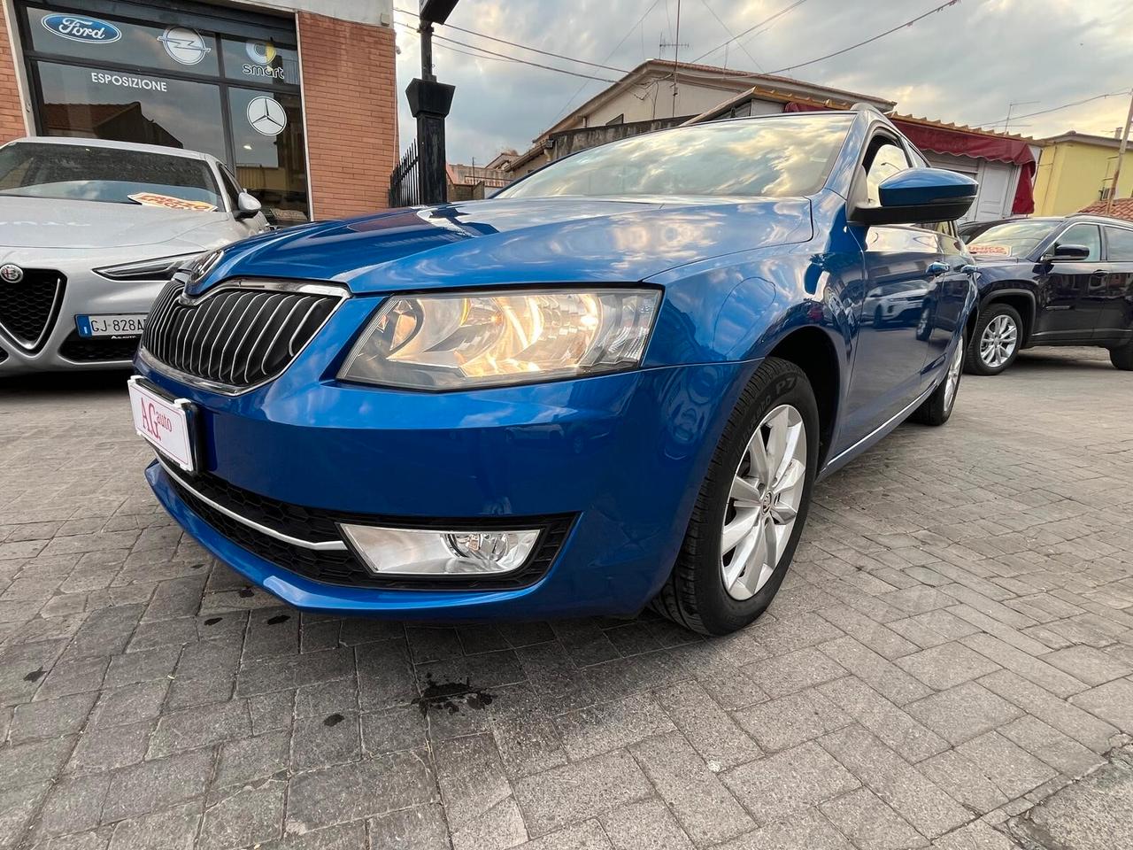 Skoda Octavia 1.6 TDI CR 105 CV Wagon Elegance