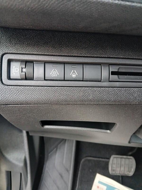 PEUGEOT 5008 1.5 BLUEHDi 130 CV EAT8 7 POSTI ALLURE PACK