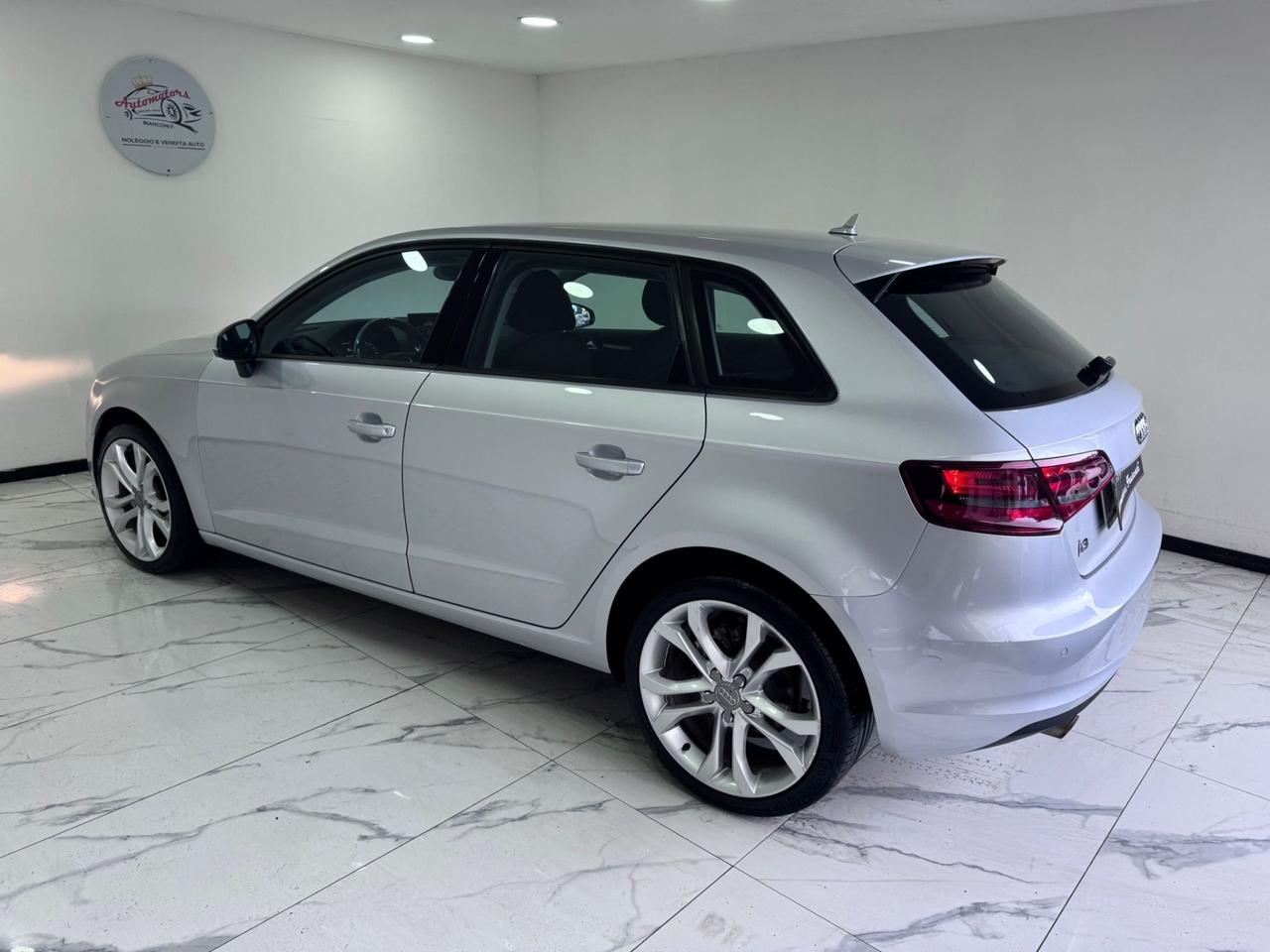 Audi A3 SPB 1.6 TDI S tronic -GARANTITA-2013