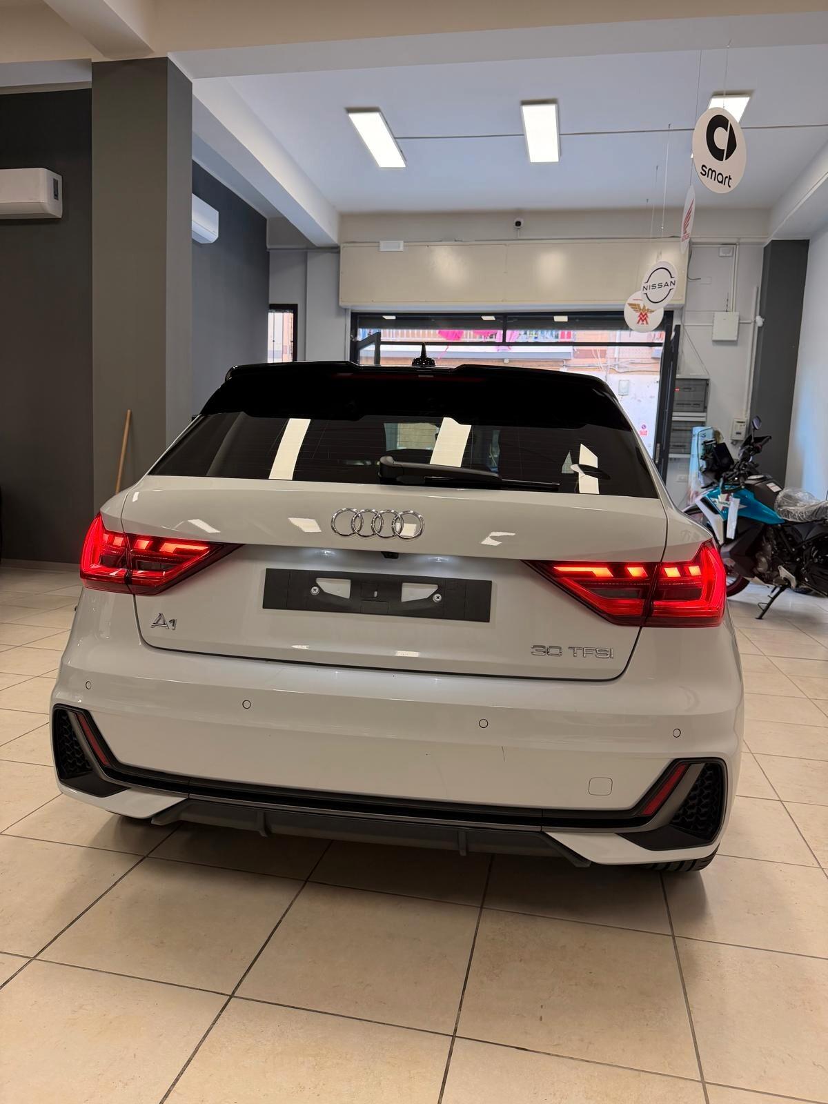 Audi A1 SPB 30 TFSI S line edition 290 al mese